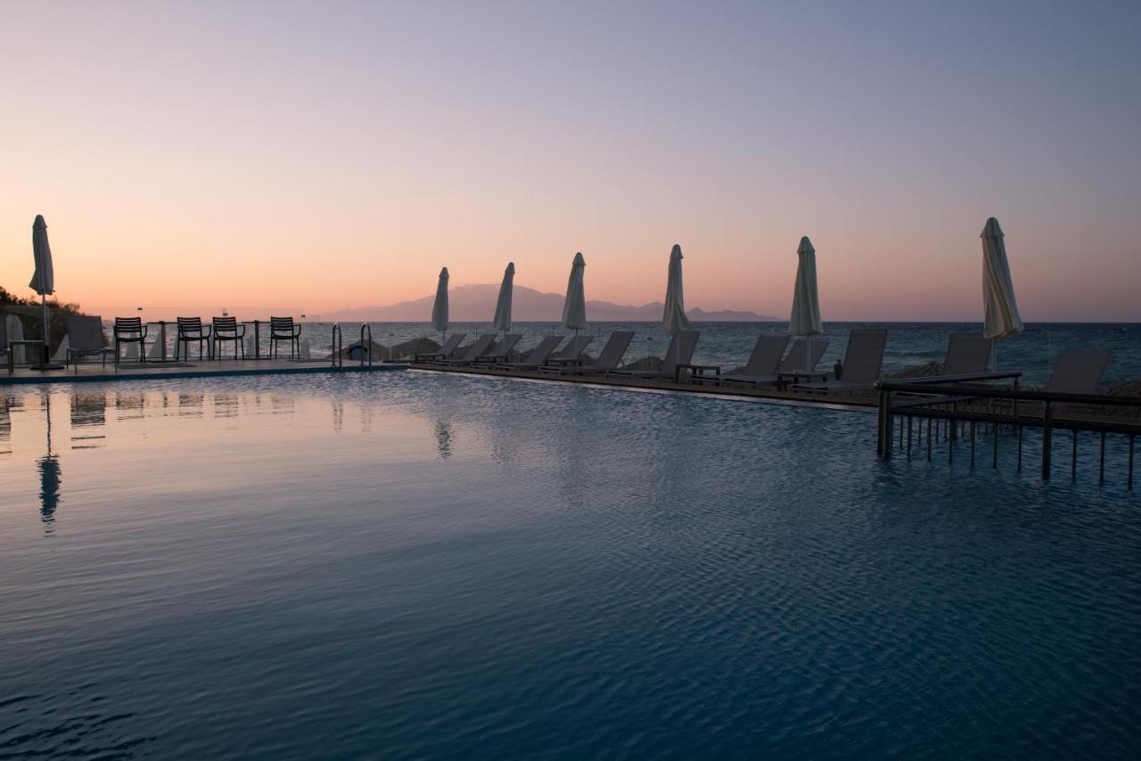 Golden Coast Boutique - Luxury Living Lejlighedshotel Kypseli Eksteriør billede