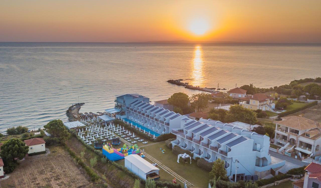 Golden Coast Boutique - Luxury Living Lejlighedshotel Kypseli Eksteriør billede