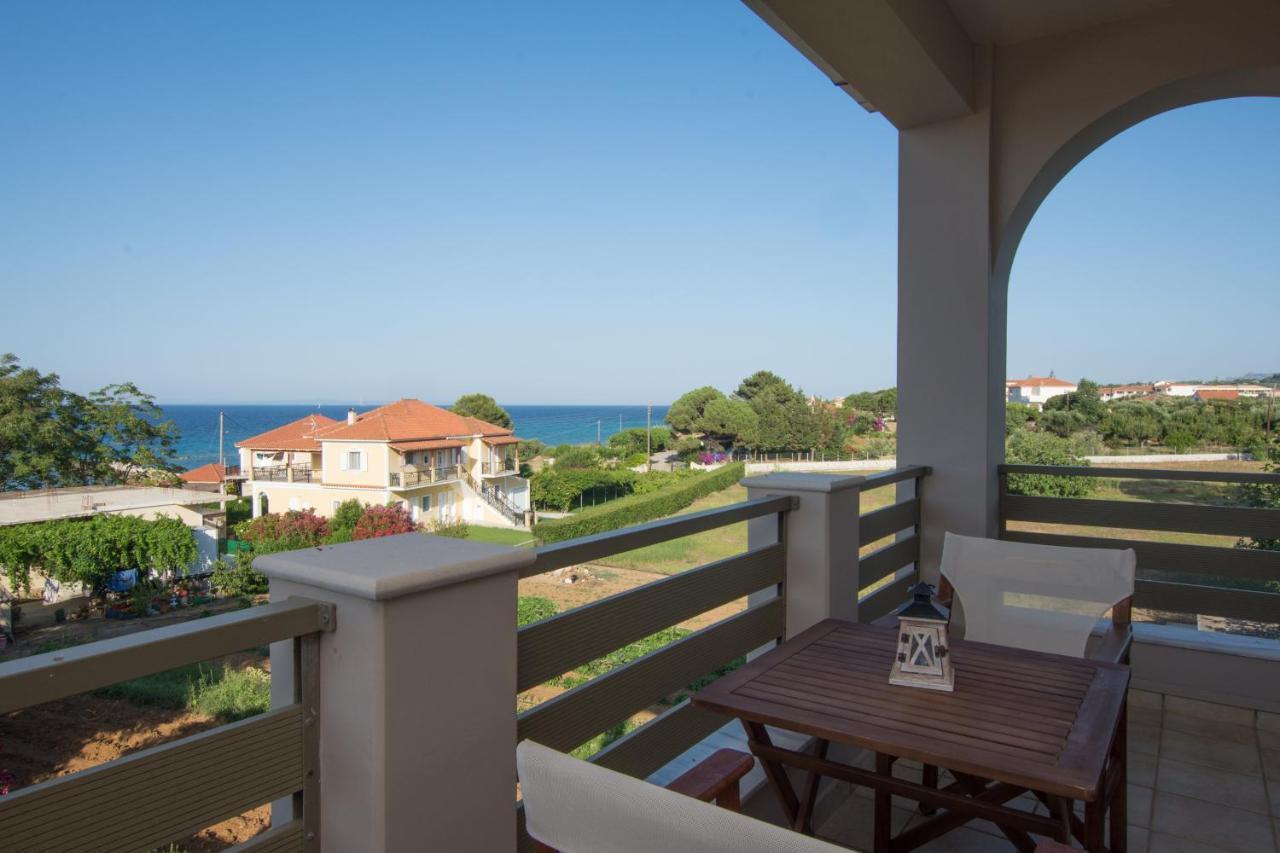 Golden Coast Boutique - Luxury Living Lejlighedshotel Kypseli Eksteriør billede