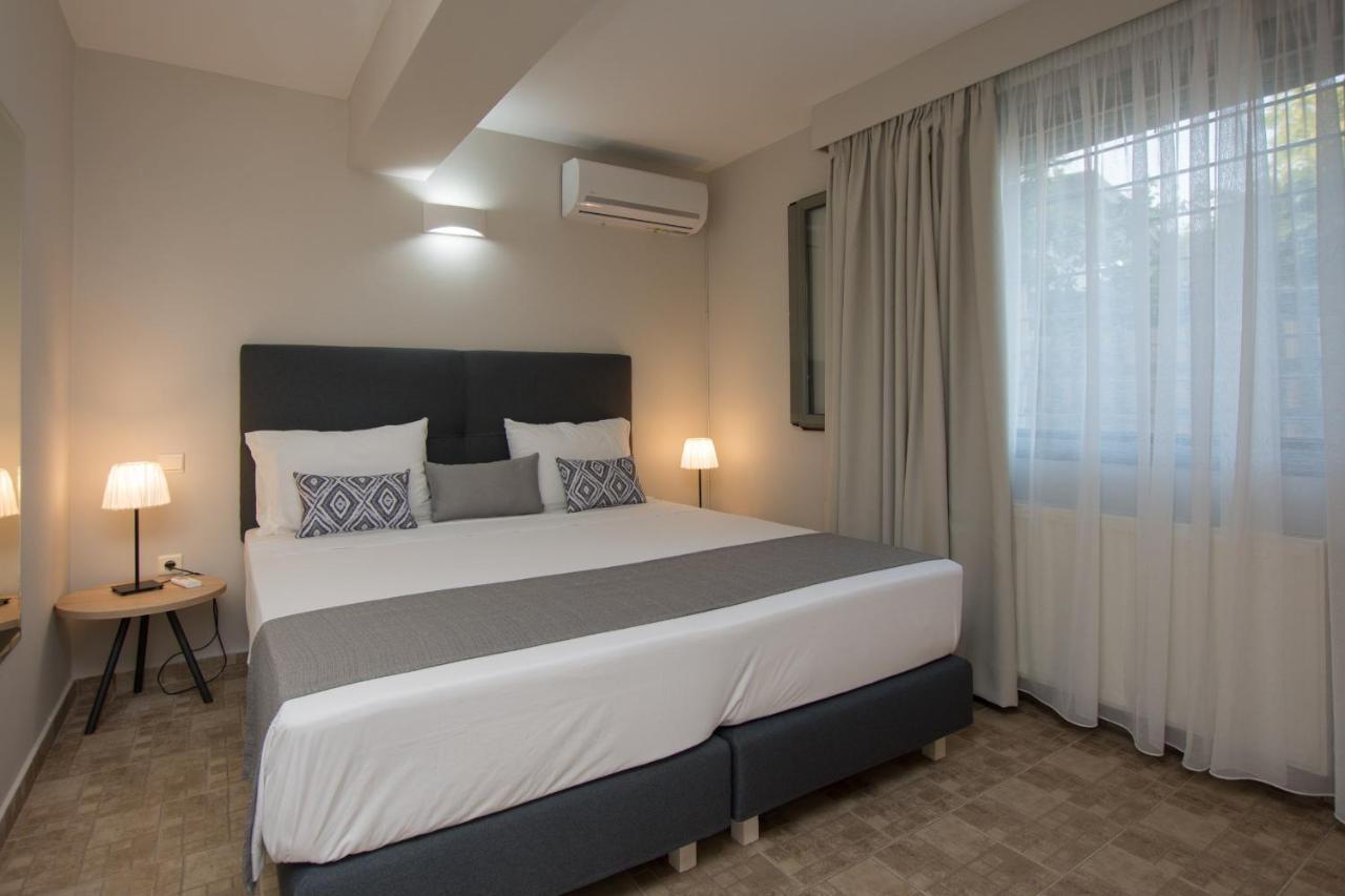 Golden Coast Boutique - Luxury Living Lejlighedshotel Kypseli Eksteriør billede