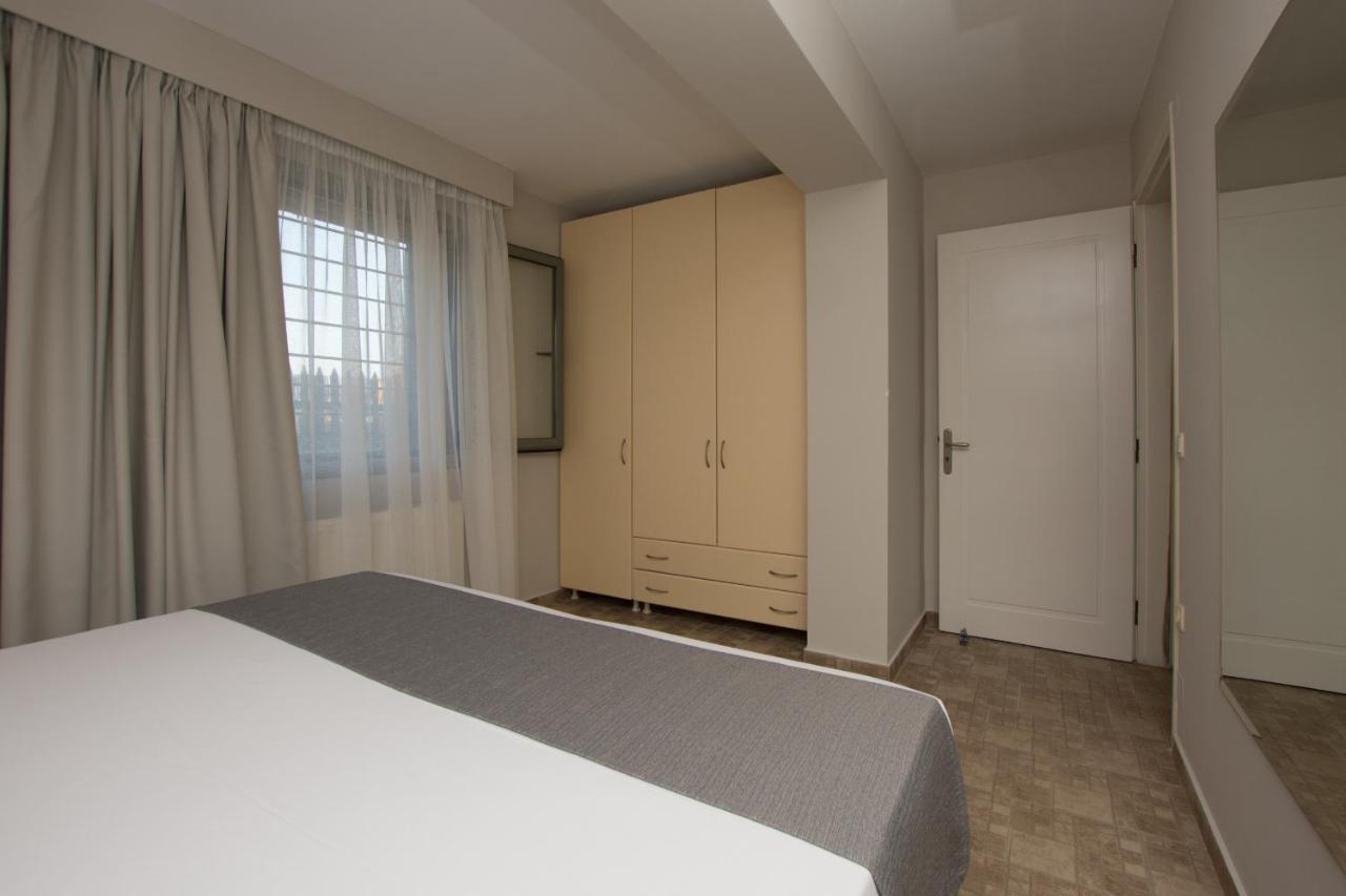 Golden Coast Boutique - Luxury Living Lejlighedshotel Kypseli Eksteriør billede