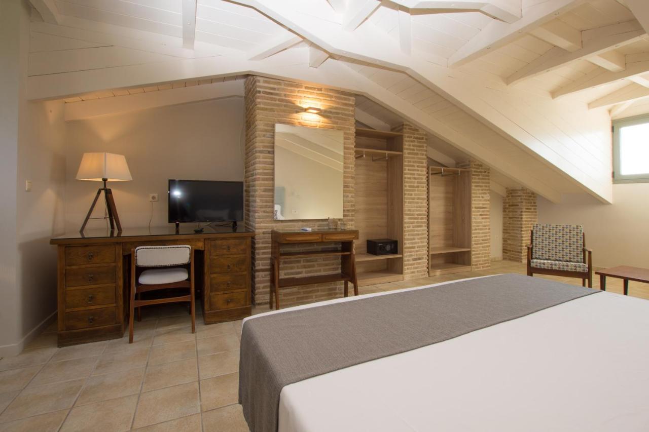 Golden Coast Boutique - Luxury Living Lejlighedshotel Kypseli Eksteriør billede